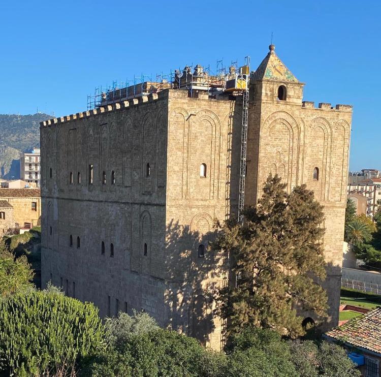 Ferienwohnung Di Fronte Zisa Palermo Exterior foto