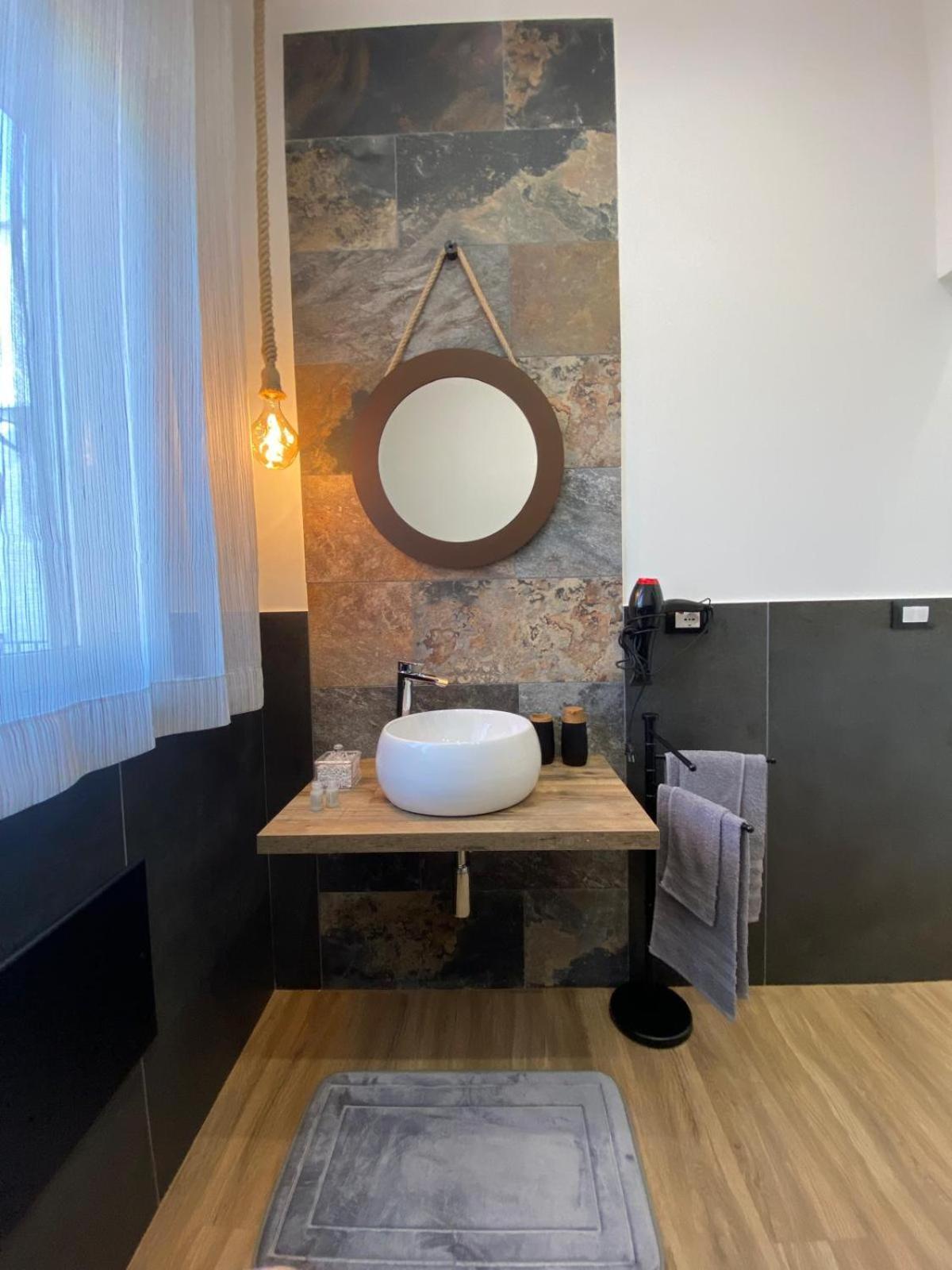 Ferienwohnung Di Fronte Zisa Palermo Exterior foto